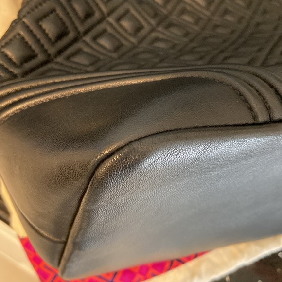 Tory Burch Fleming Tote Black Leather Zip Top Convertible Double Single Handles - Picture 14 of 16